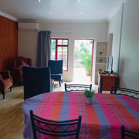 21 On Coetzee Guest House Блумфонтейн Екстер'єр фото
