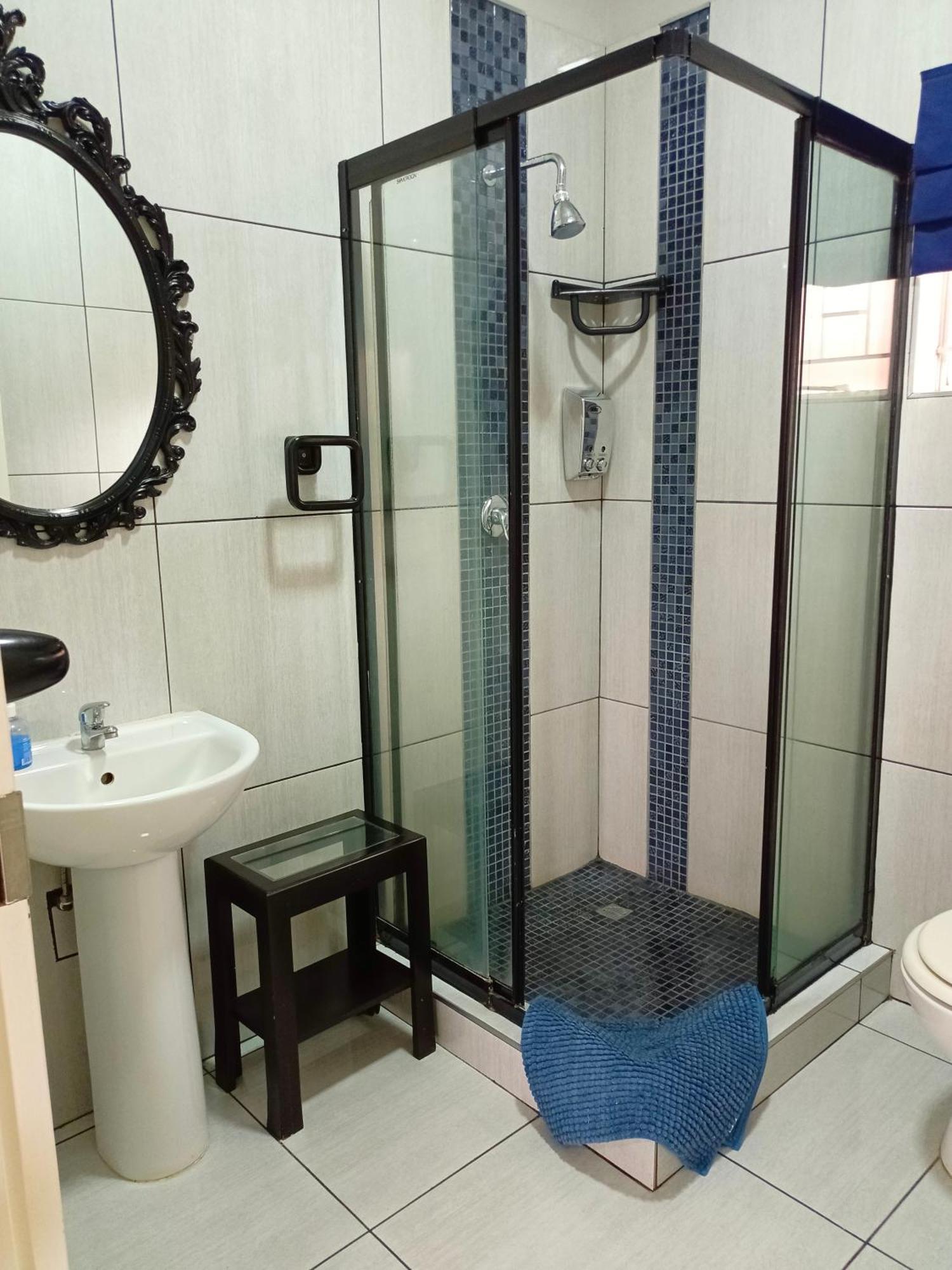 21 On Coetzee Guest House Блумфонтейн Екстер'єр фото